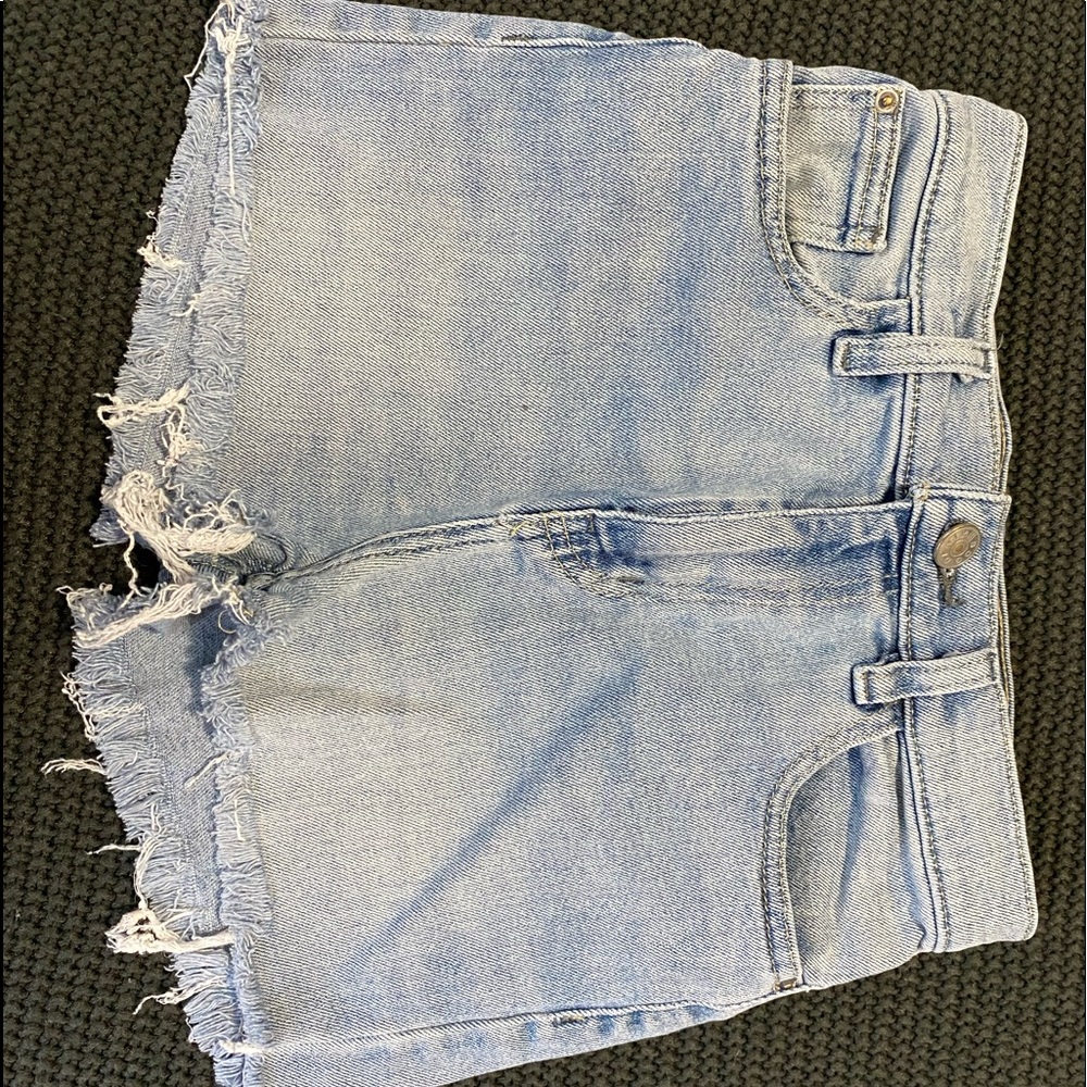 BDG mom shorts